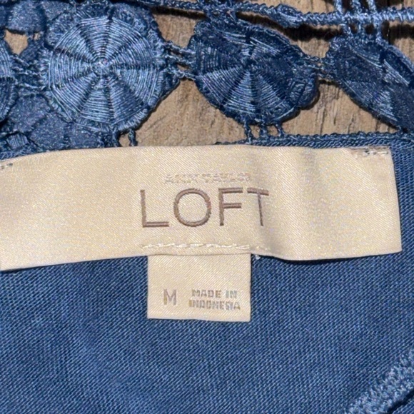 LOFT • Cap Sleeve Rayon Lace Shoulder Tee - Picture 7 of 9